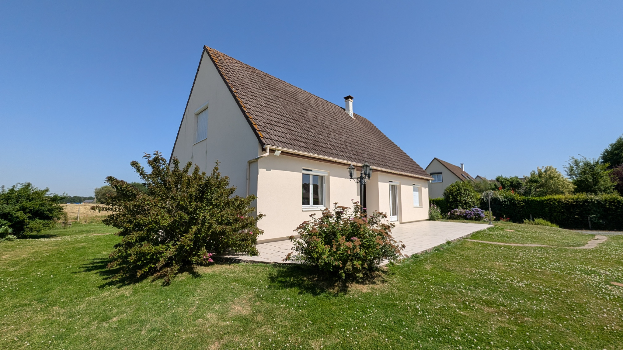 Pavillon 5 chambres sur sous-sol complet